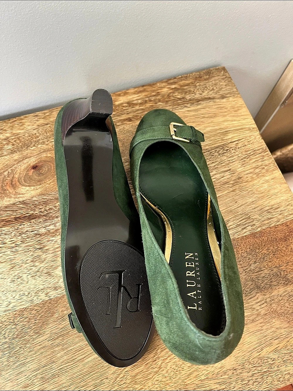 Lauren Ralph Lauren Saffron Green Suede Pumps - Picture 3 of 7